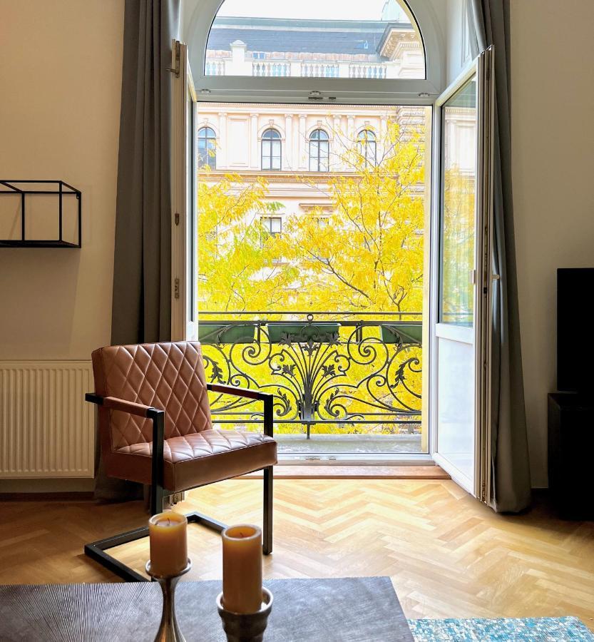 Belle Art Design Suite Im Herzen Von Wien Bagian luar foto