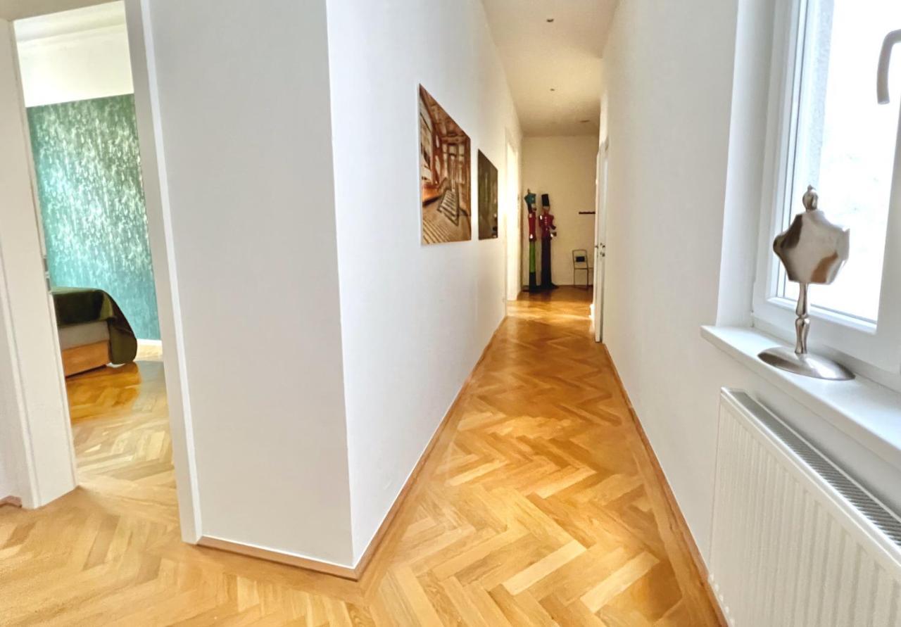Belle Art Design Suite Im Herzen Von Wien Bagian luar foto