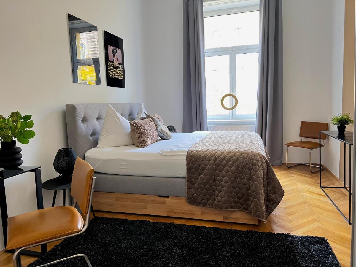 Belle Art Design Suite Im Herzen Von Wien Bagian luar foto
